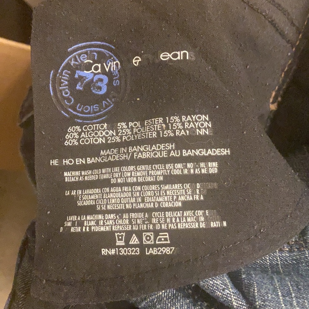 Calvin Klein distressed Rocker Skinnys - Picture 9 of 9